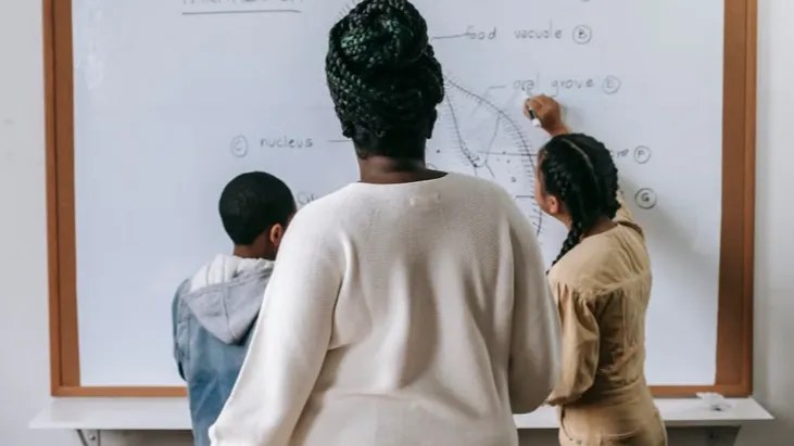 ESPECIALISTA EM DESENVOLVIMENTO E ASSISTÊNCIA SOCIAL (EDAS) – ESPECIALIDADE: PEDAGOGIA