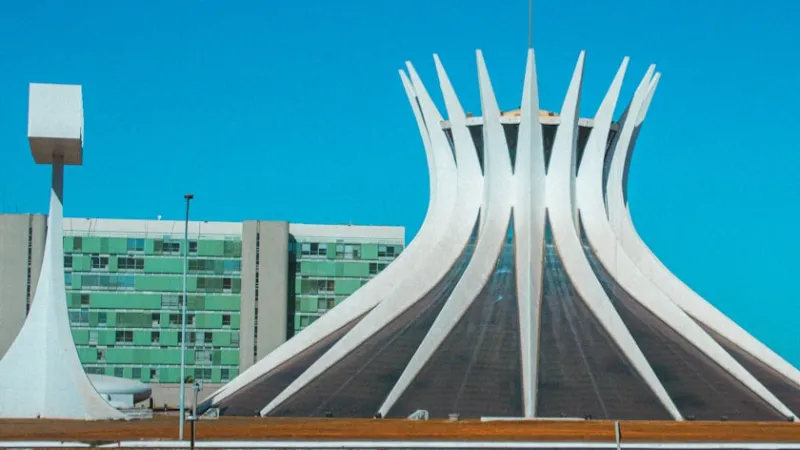 ANALISTA ADMINISTRATIVO DE CONTROLE EXTERNO – ÁREA DE GESTÃO – SERVIÇOS TÉCNICO-ADMINISTRATIVOS